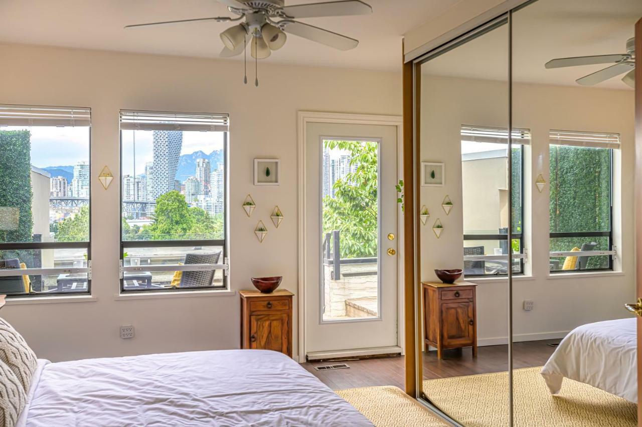 Charming 1 Bdrm View Suite Ванкувер Экстерьер фото